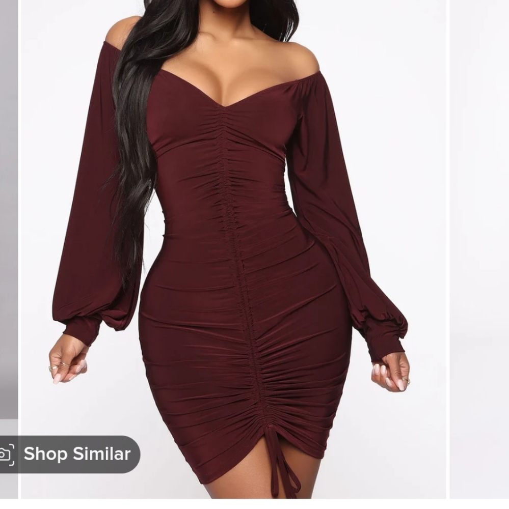 Maroon Mini Dress Size Small, Ruched